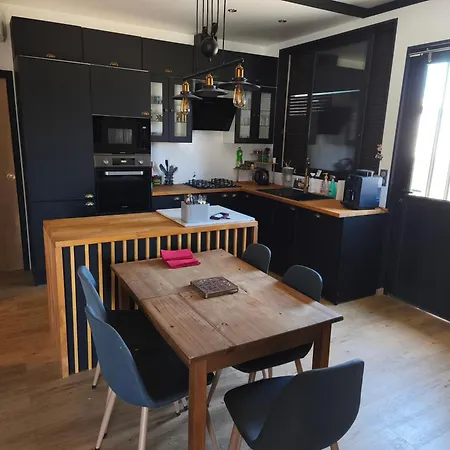 Privatunterkunft Loft Nhmotorsport